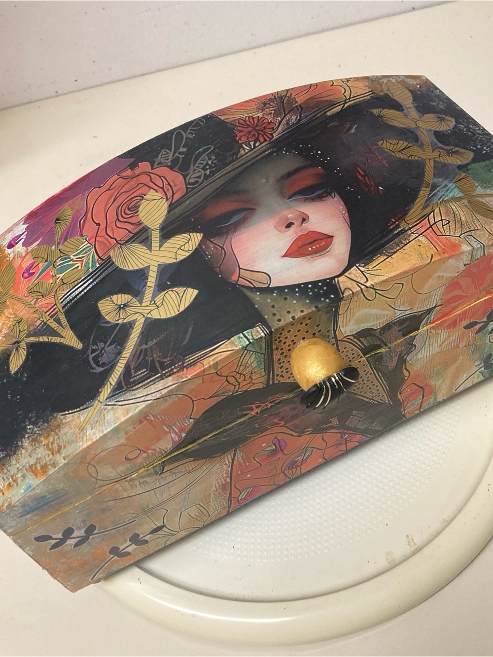 Hand Created Novelty Box - Picture 2 of 6